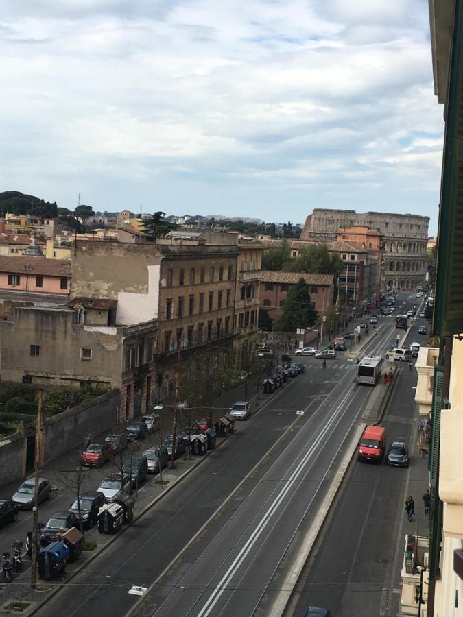 La Finestra Sul Colosseo B&B 1 Rom Exteriör bild